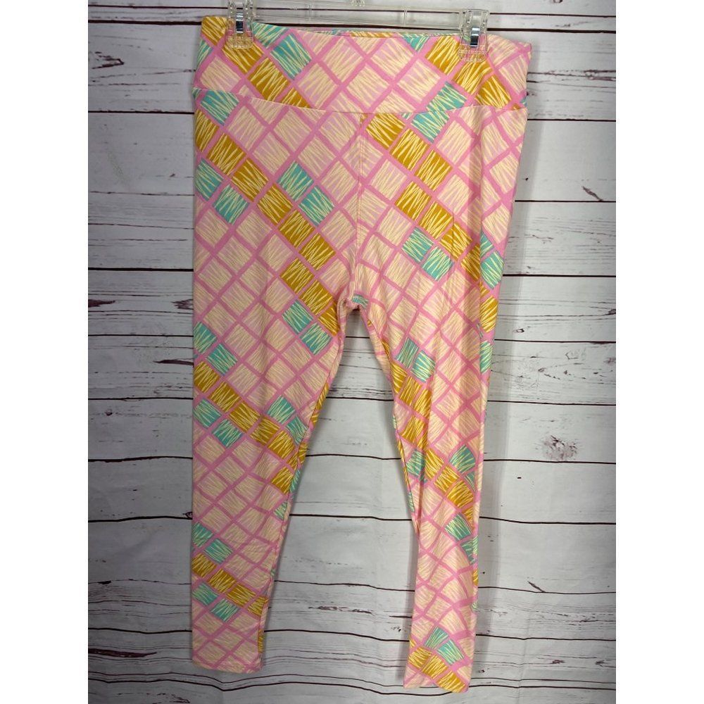 Lularoe Women's LEGGINGS Pink Square Pattern With Wide Waistband COZY Comfortabl